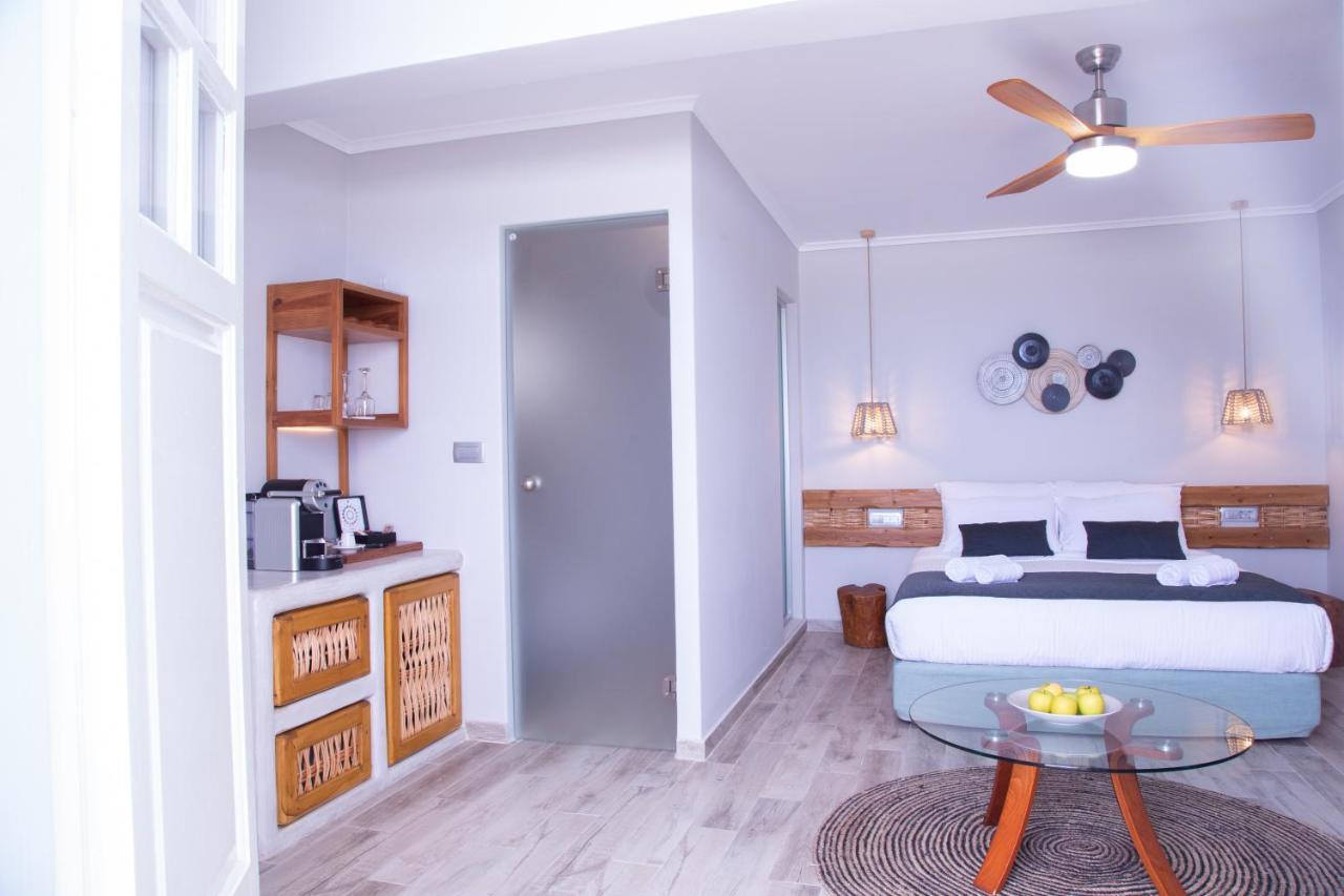 Glykeria Mini Suites Perivolos  Exteriör bild