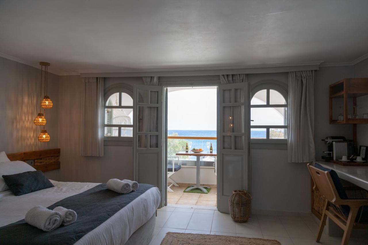 Glykeria Mini Suites Perivolos  Exteriör bild