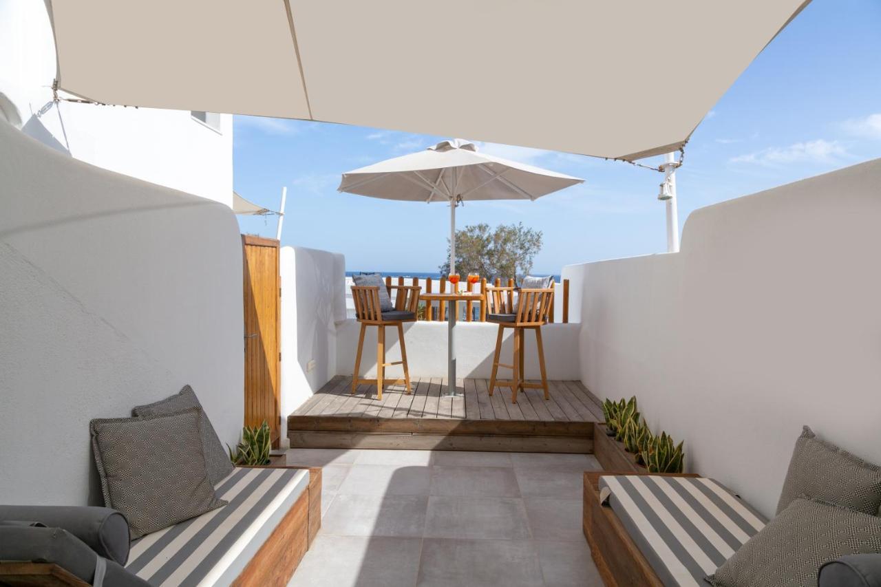 Glykeria Mini Suites Perivolos  Exteriör bild